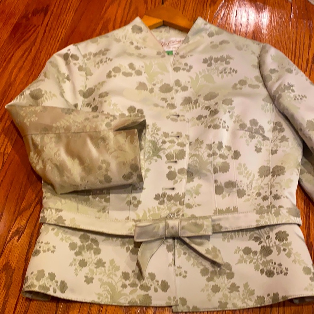 Woman’s skirt suit